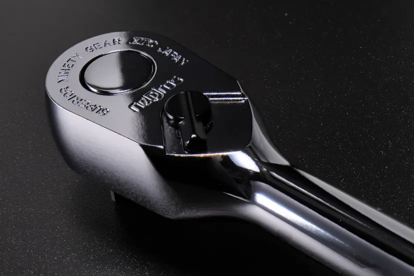 究極のスリムモデル『nepros・NBR390A』 ＝カーグッズ・オブ・ザ・イヤー2022 傑作選＝