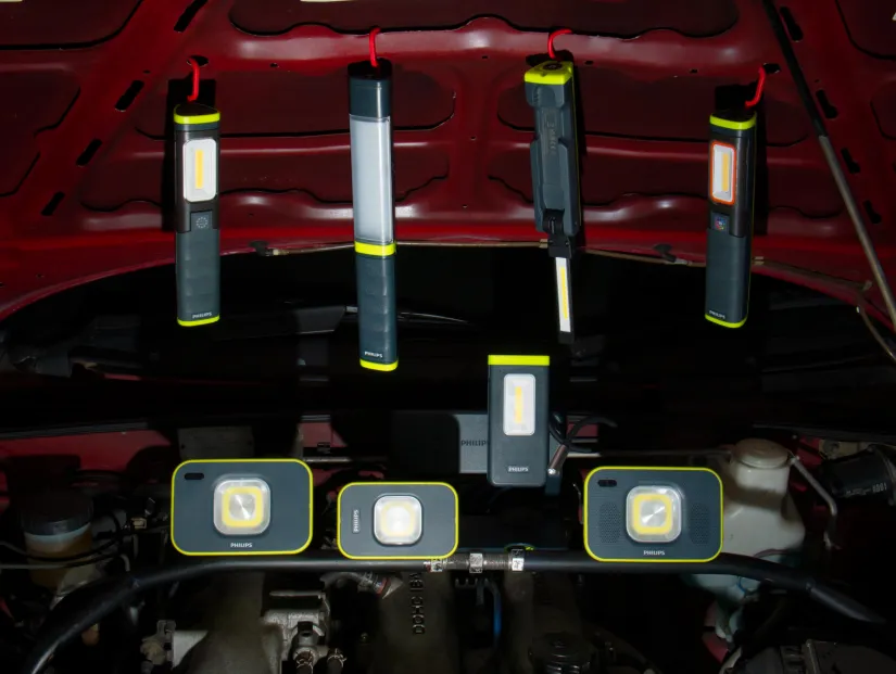 明るさはもちろん機能面も充実!小型で多機能なハイクラス【目利き百選】099(ワークライト)