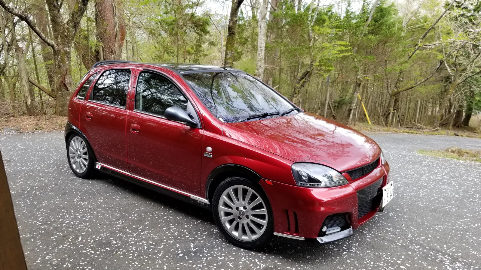皆さんこの車分かりますか？？？