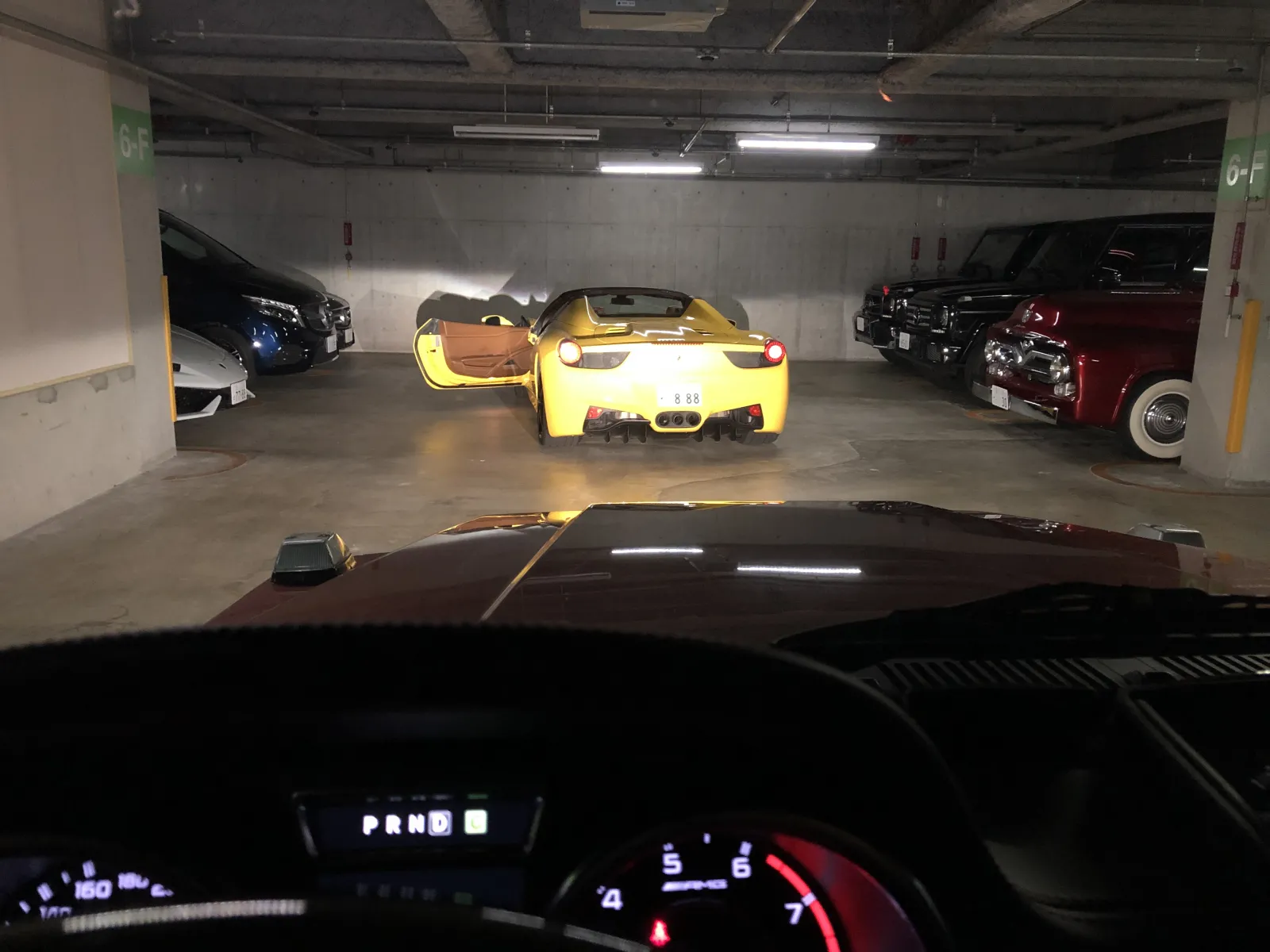 二人乗るですので実用的ではないですが…


458は最高です。