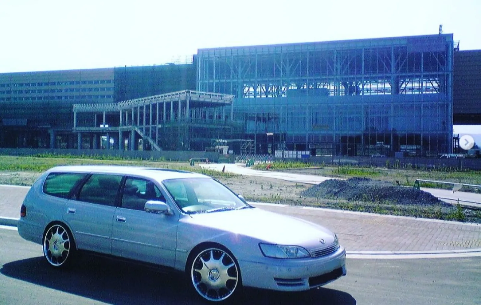 建設中にはるばる遊びに行きました！
ニッチな車、希少車が大好きです！
YouTubeもやっておりますので、ぜひ遊びに来てください！

https://www.youtube.com/@koyapapa_KOBO