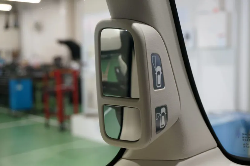 サイドビュー・アンダーミラー