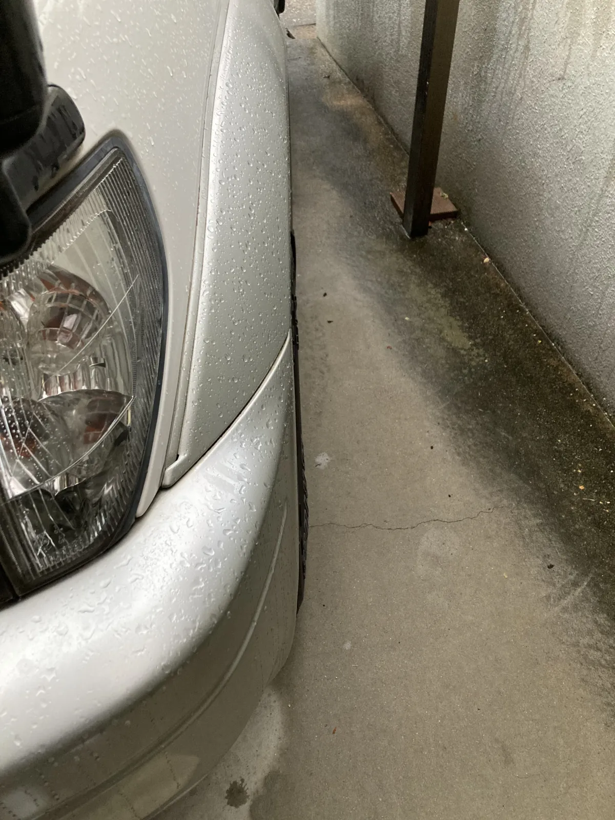 今いい感じにツライチなんですが、広巾タイヤに交換予定にてワイトレスペーサ交換しました。
画像は交換前
うーん、改めてなかなかのツライチっぷり