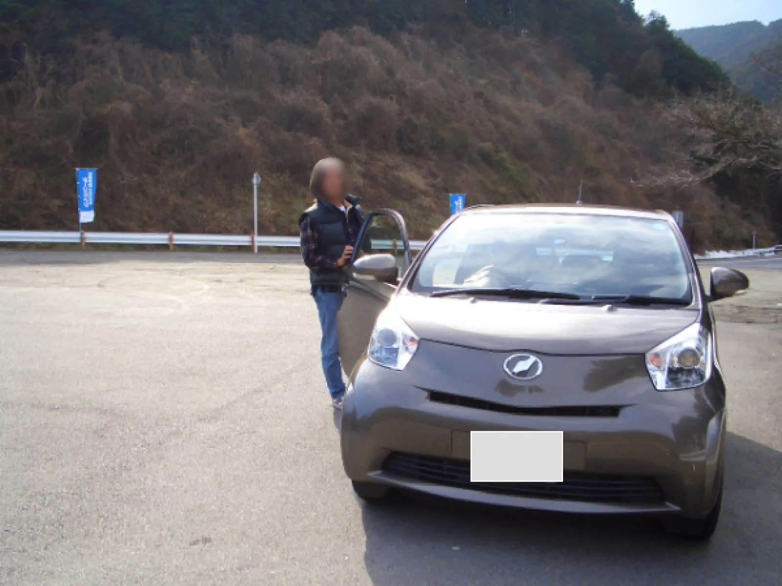 以前にレンタルしたiQ。
軽いは正義、キビキビした走りがとても楽しかった♪
ターンパイクをドライブしたのが気持ちよかったです!(^^)!
今はない個性的な車！！
そんなのが好きです！