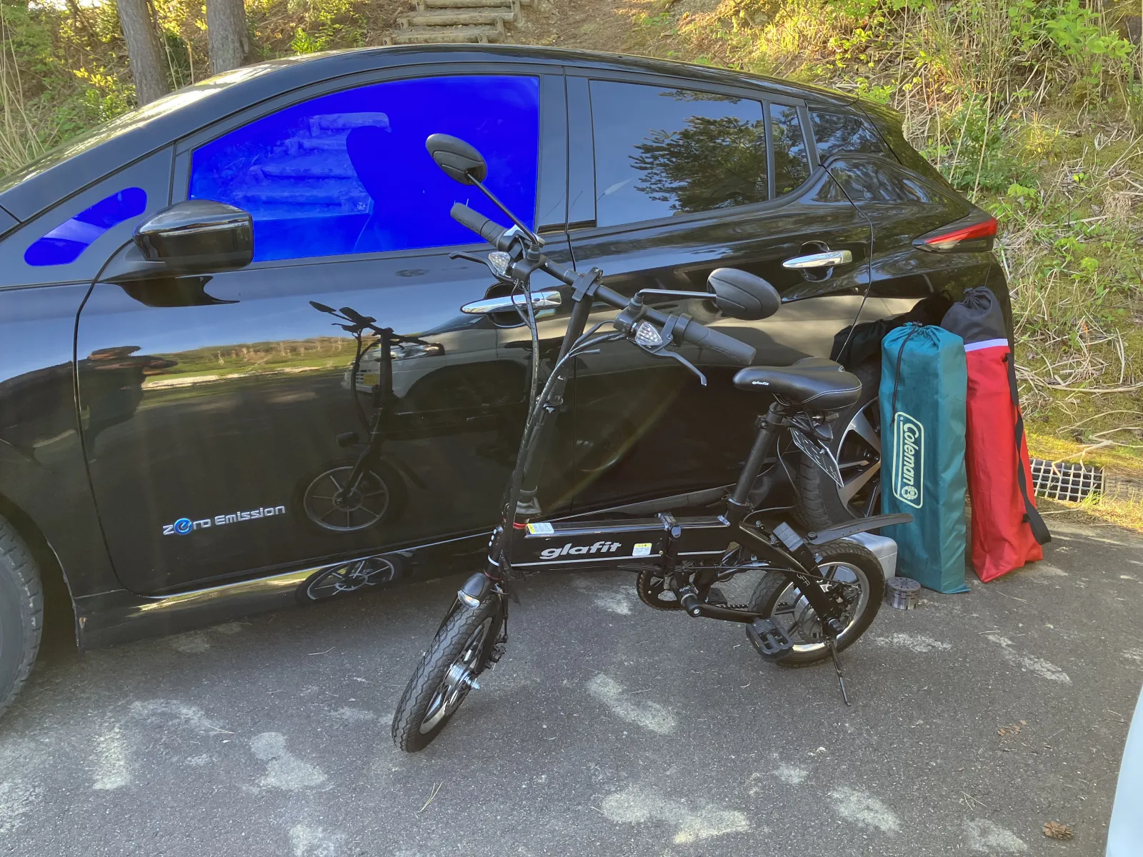 先日、オートバックス酒田店で購入した電動バイクglafit、イイ感じです！
折り畳んで車に載せてキャンプ場で大活躍❗️