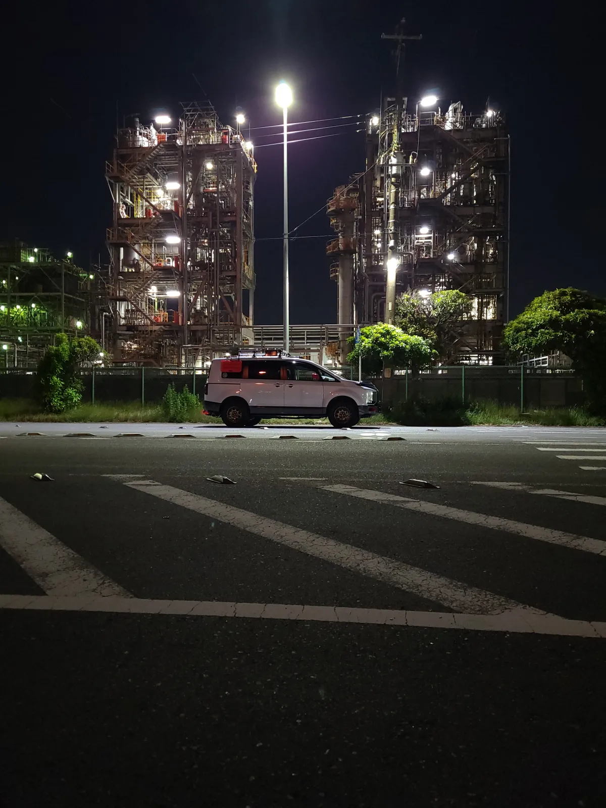 昨夜、工場夜景を撮りに行って来ました🎵