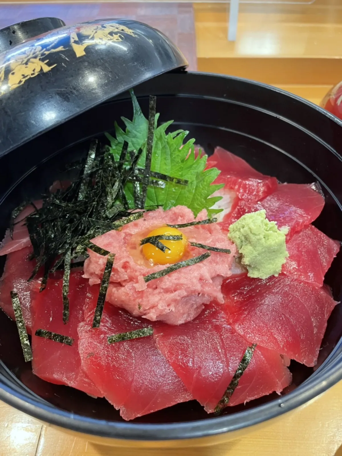こちらは赤身海鮮丼!コスパ良く美味しくて大満足です。
訪れたときはぜひ行ってみてくださいね☺️