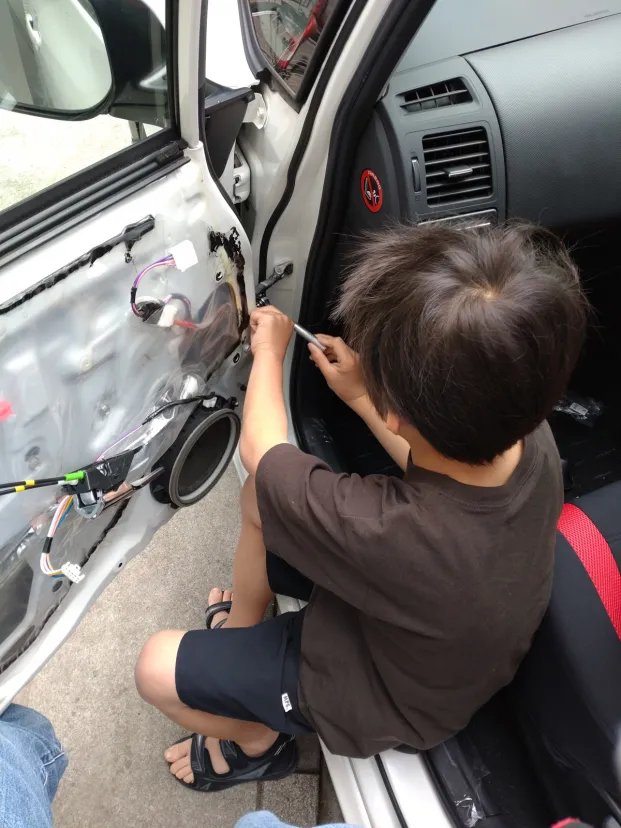 ドアパンチマシーン改善