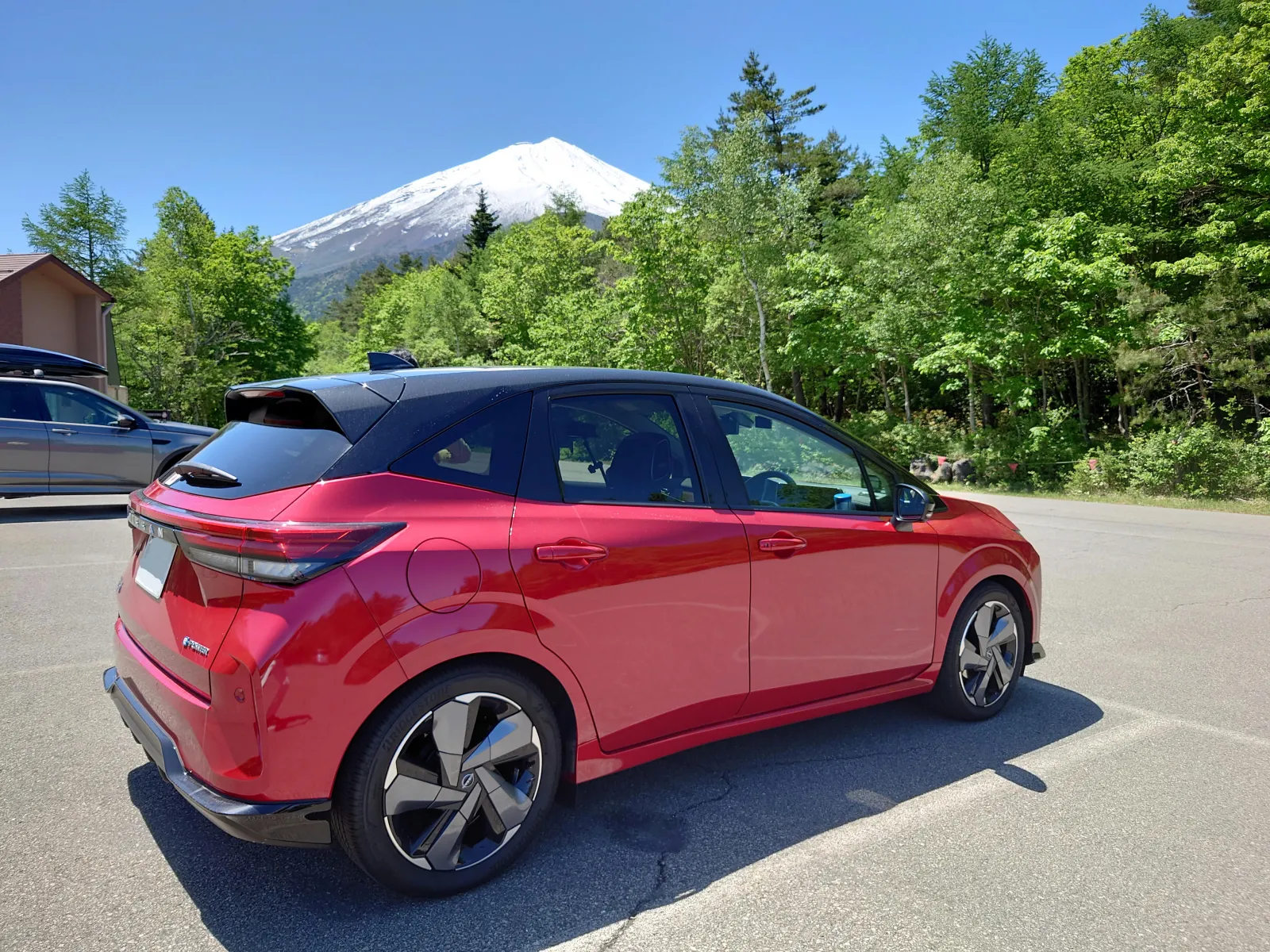 これは、1合目駐車場での写真です。快晴でした！