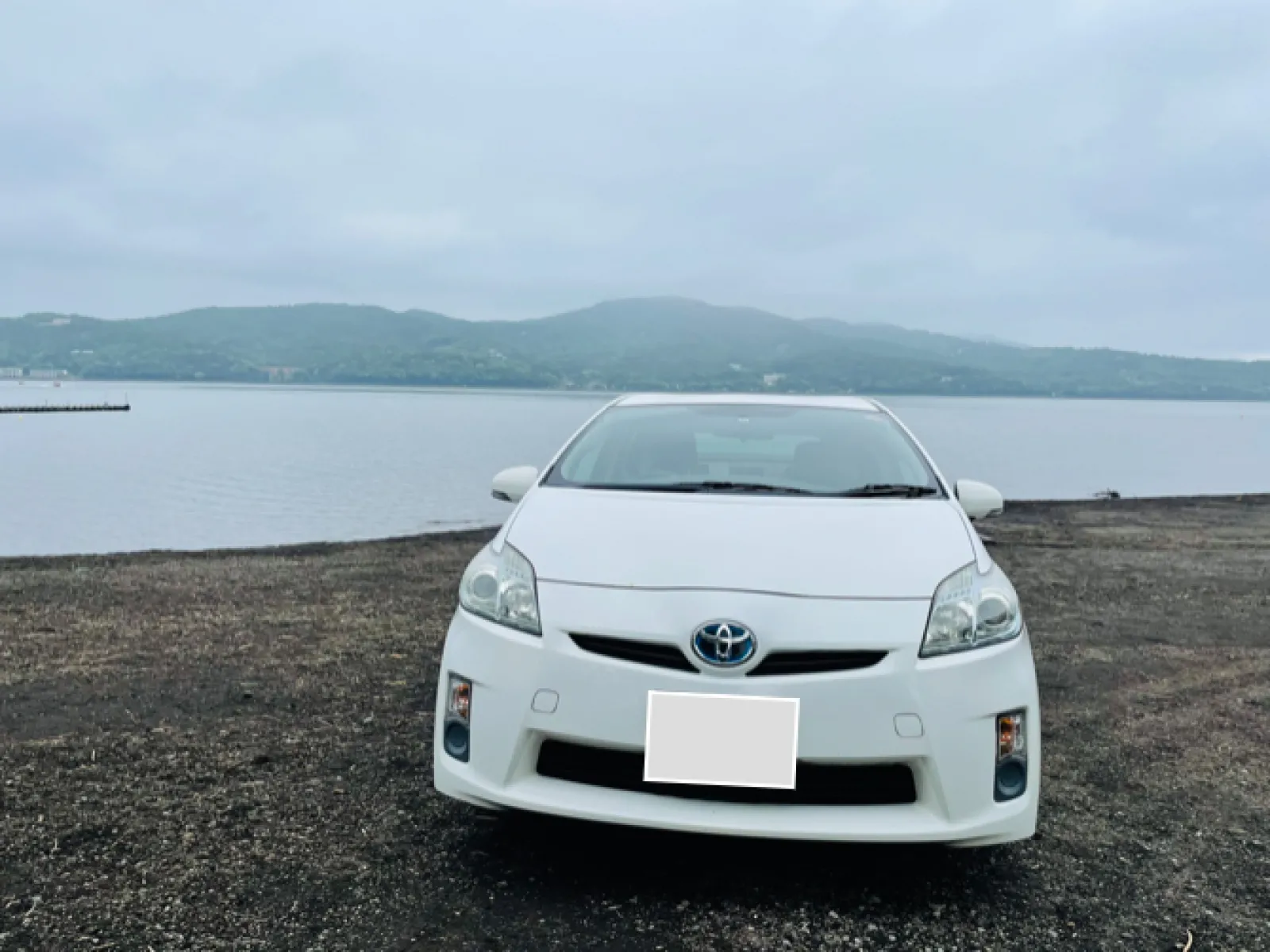 山中湖にドライブに行ってきました。
あいにくの天気で富士山が見えなくて残念だったけど湖畔も散歩できてリフレッシュできました!
疲れも癒されます。