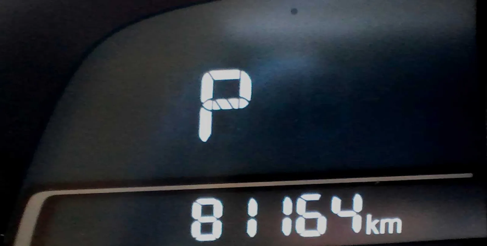 2：交換時総走行距離81164km
前回交換から3318km
