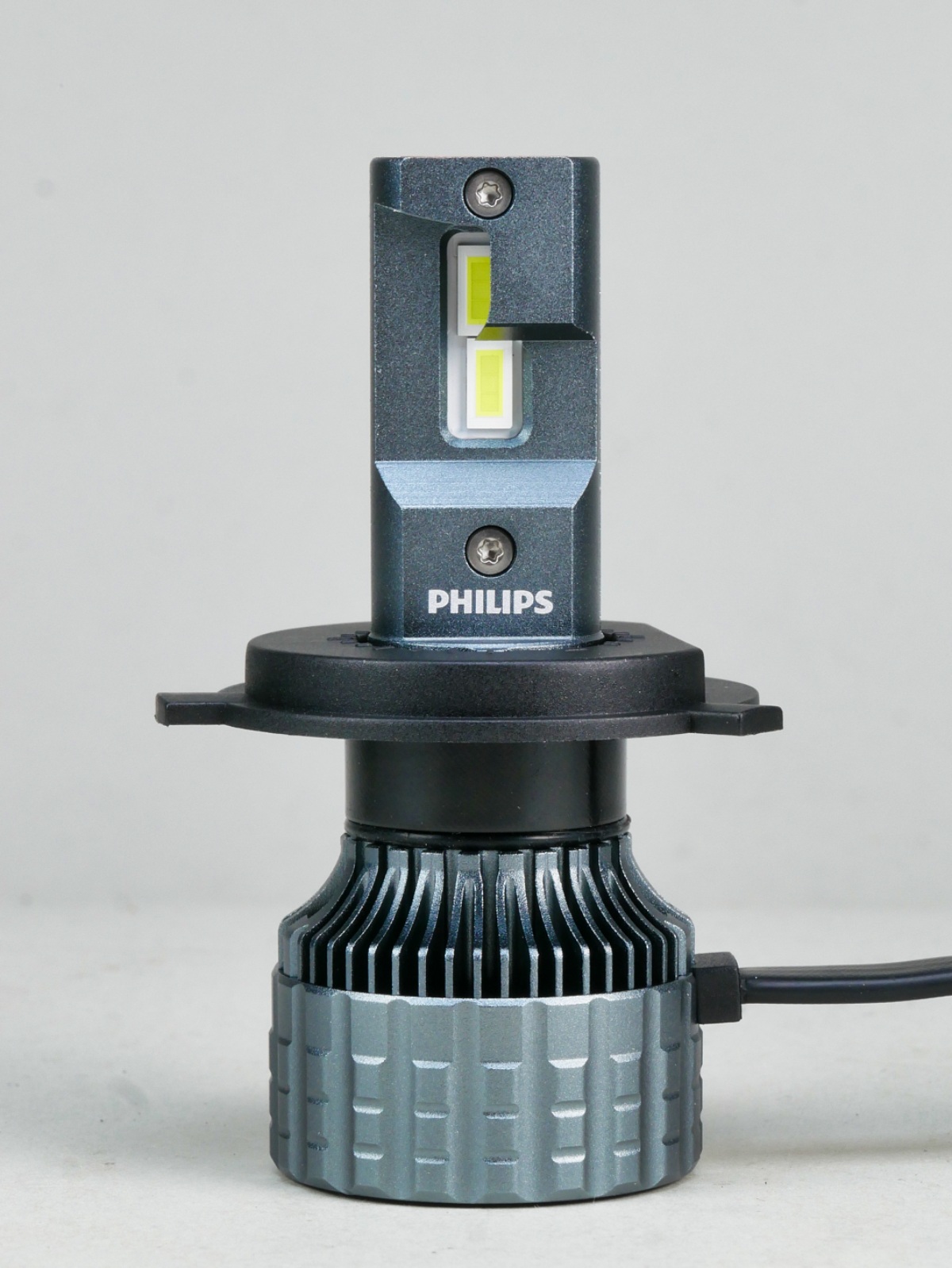 PHILIPS（フィリップス) Ultinon Pro9000 LED ヘッドランプ用 バルブ H4