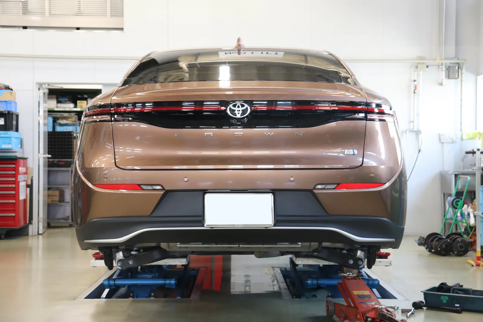 TOYOTA クラウン クロスオーバー AZSH35 モール一式