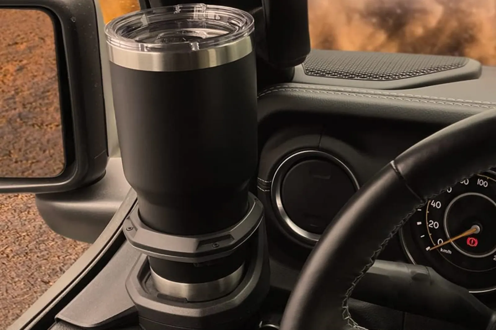 アメリカ市場が認めたJeep Wrangler専用アクセサリー AZUTOより続々