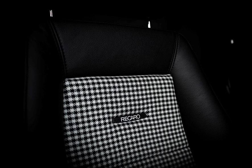 リアルペイントシート Risotto Nero llica Amazon | タックロール シート 黒皮 RZ250 | シート本体