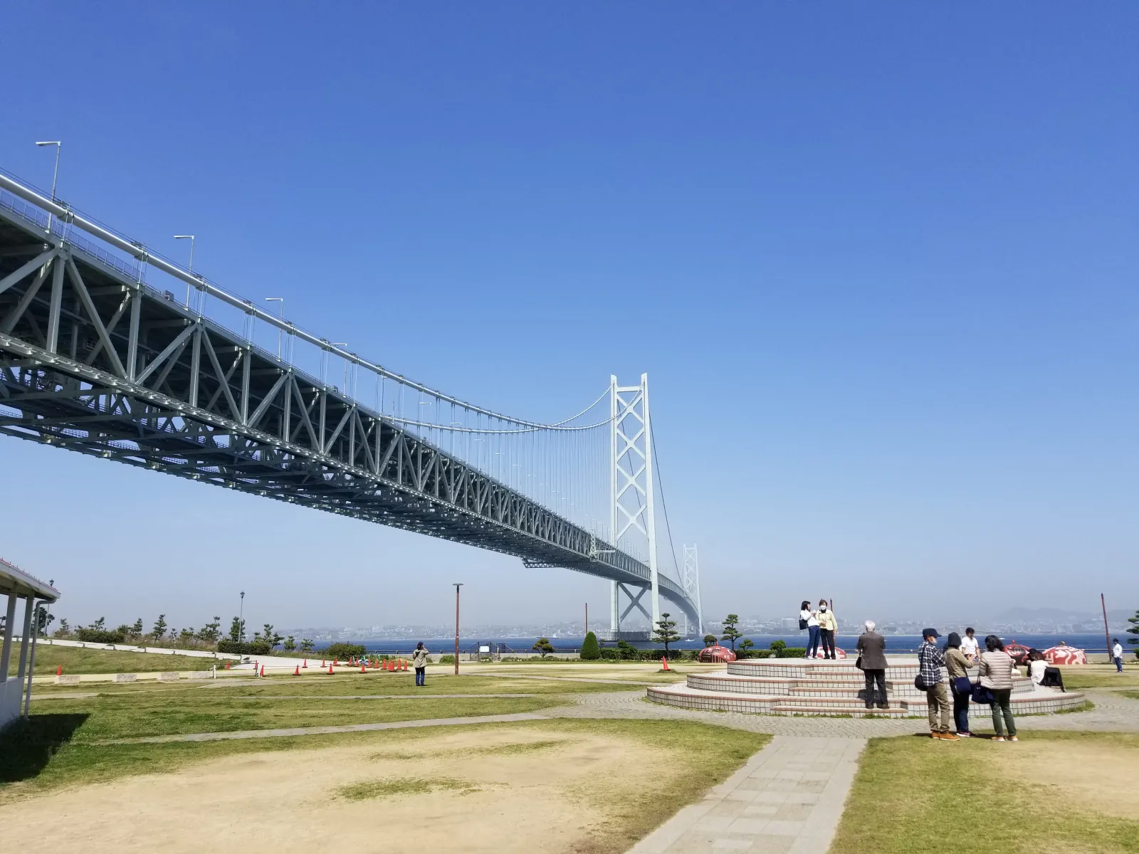 明石海峡大橋を渡って淡路島へ(#^^#)