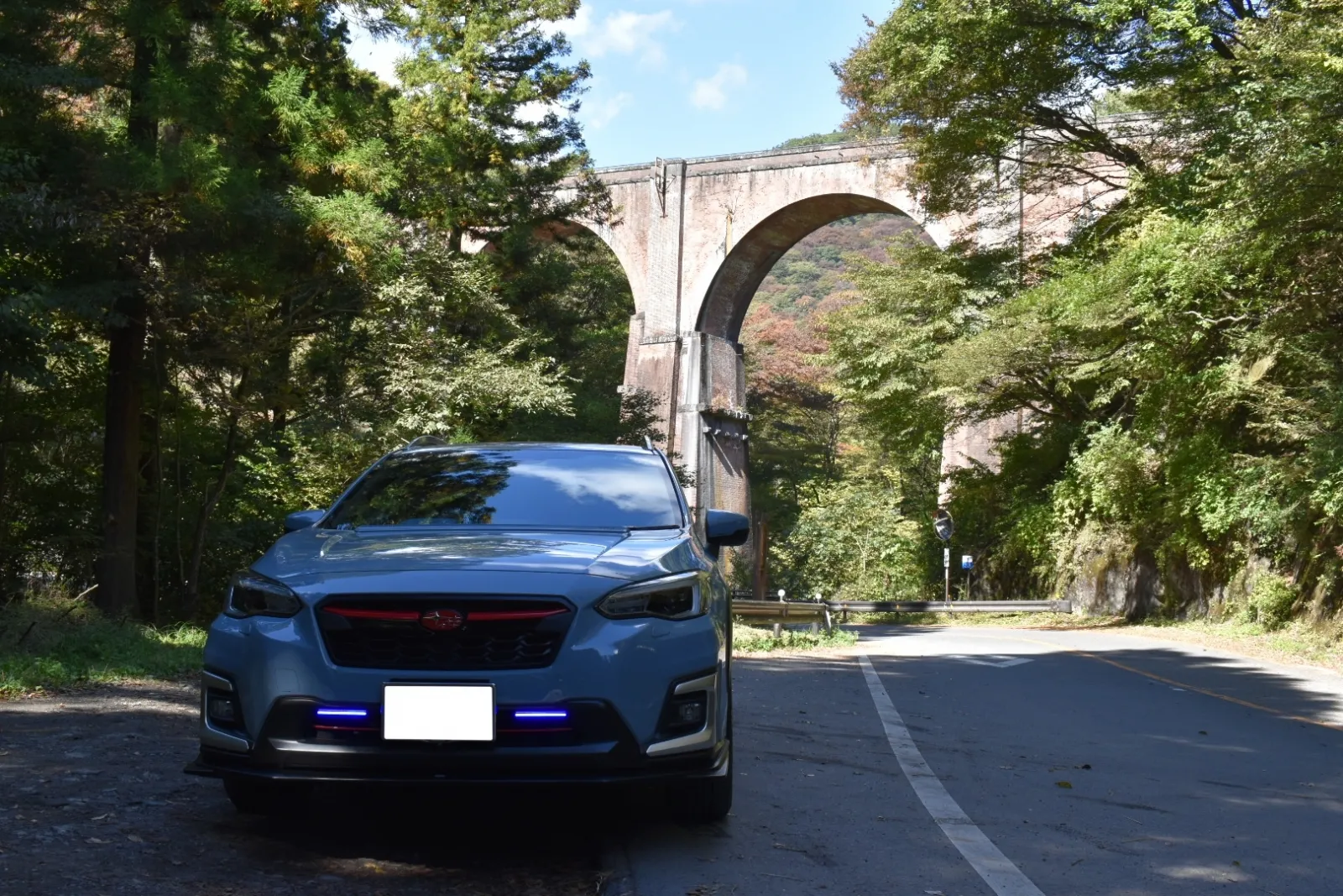 群馬県側からはめがね橋の駐車場まで行けます。