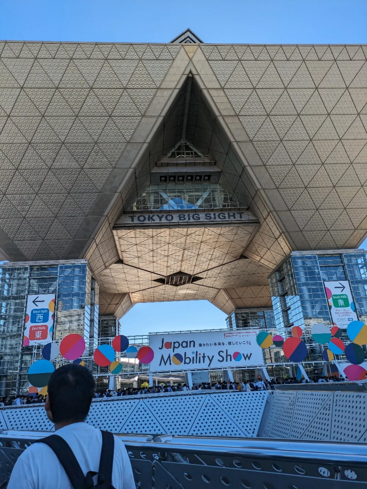 ここまでで約20分。
入場できたのは10:30頃でした。

晴れた日の朝イチに来る場合は、外で待つことも考慮して日傘や帽子を用意されることをオススメします！