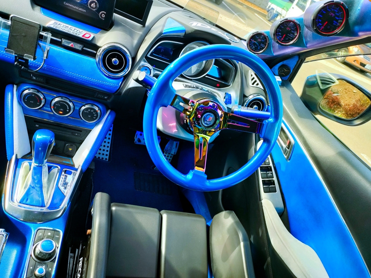 【値下げ】ホーンボタン　カー用品　車 Amazon | Perfeclan 90mm 6穴 ステアリングホイール ホーンボタン