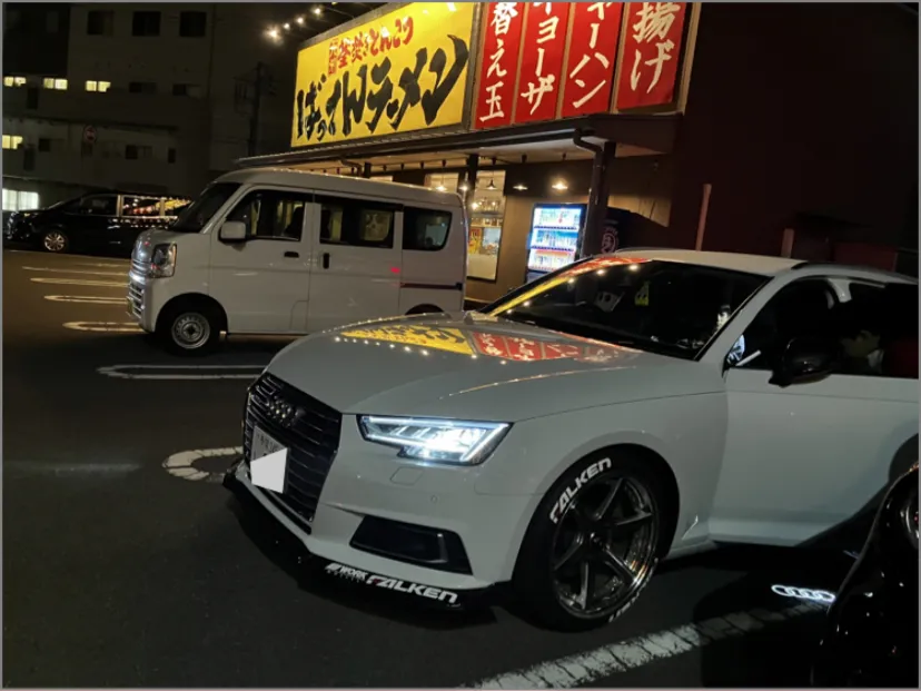 ステッカー貼り付け