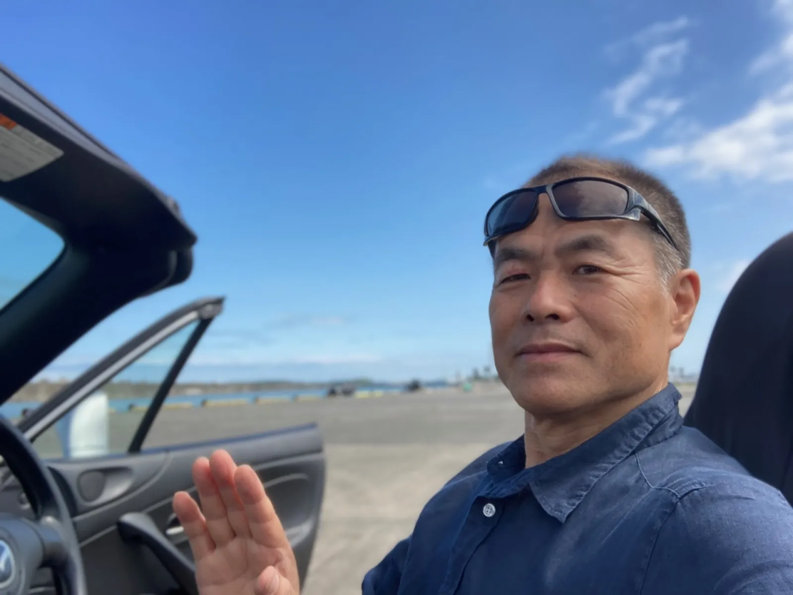 ネットショップでラジエーターを発注完了。
クーラントも用意ＯＫ。とりあえず先にラジエーターを交換することにします。
ホースはまた近いうちに。ディーラーさんが安かったのでディーラーさんに発注することにしようと思っています。
タイミングベルト交換も近くなって来ました。過去にもディーラーさんに依頼したので、ホース交換も含めて依頼する方向で予定します。　

また、明日もいい日でありますように‼️