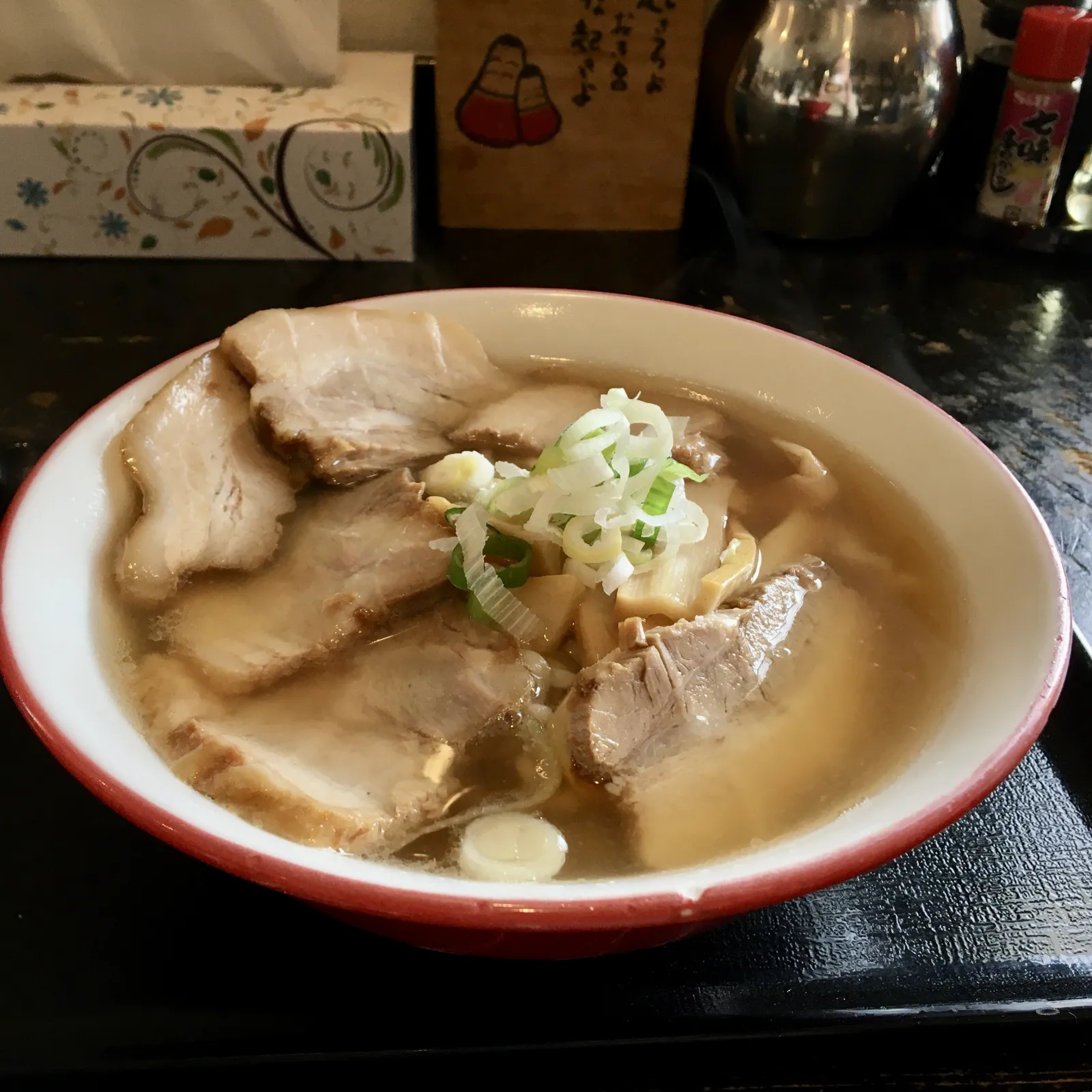 朝ラーメンチャーシュー増量

#会津喜多方ラーメン坂新