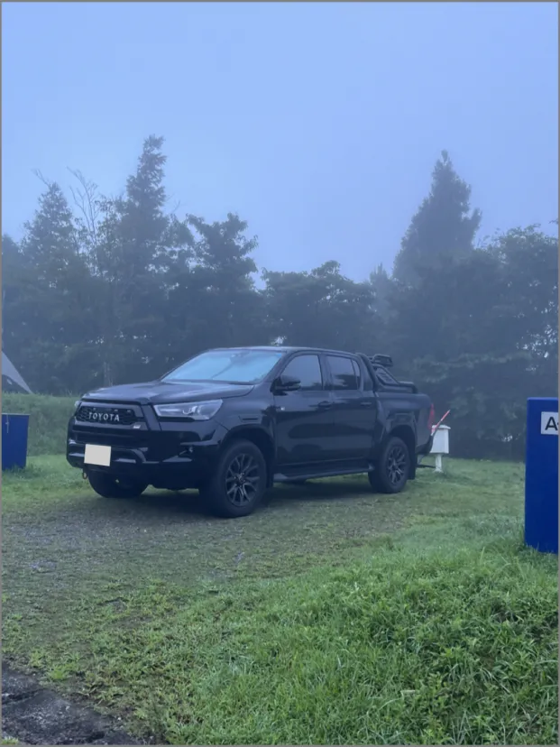 ハイラックス　Z-GRS