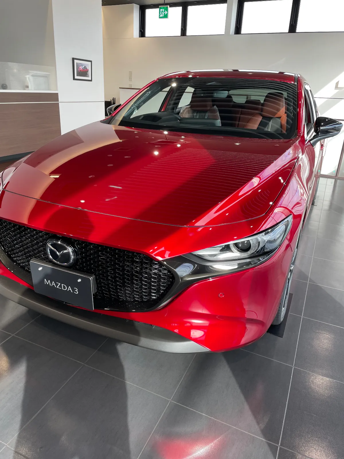 先日、ディーラー行った時の1枚。

Mazda3いいよね。