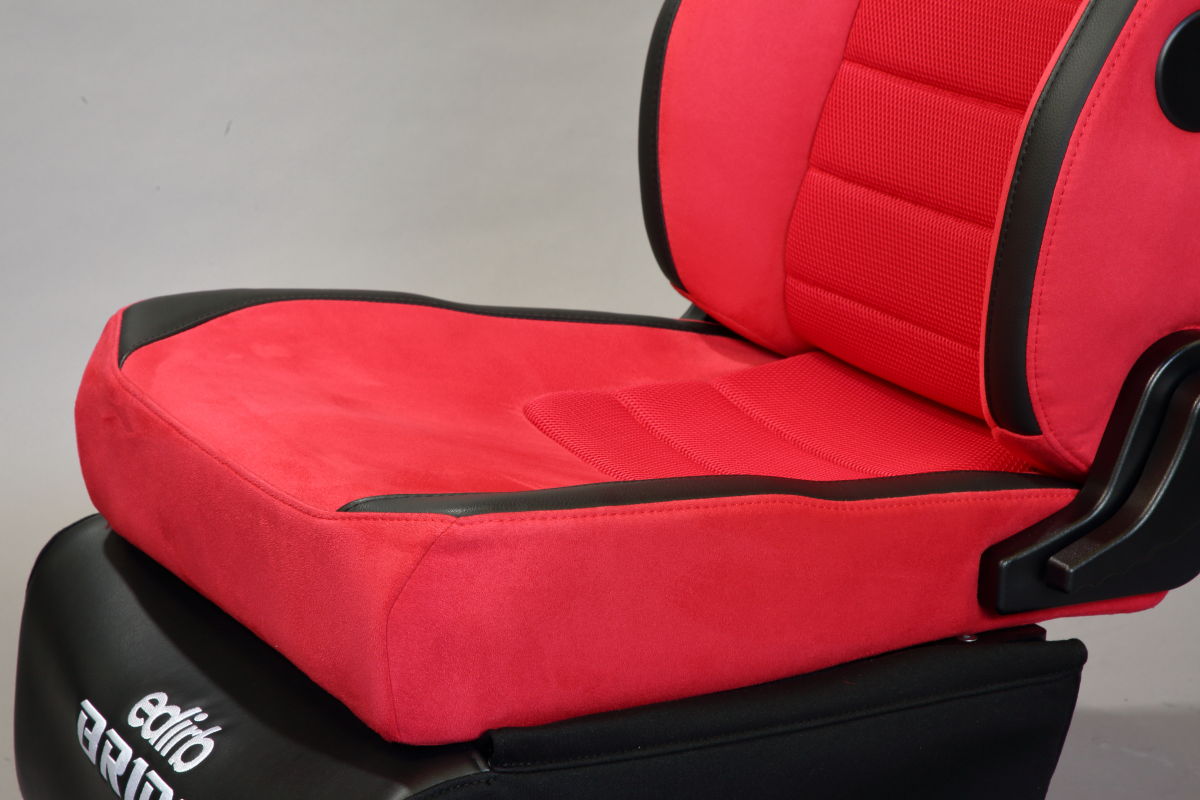 シートのトップブランドから新定番が登場【新着カーグッズ 2024 Spring