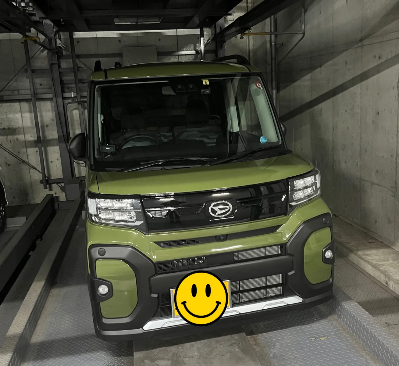 LA-650S  タントファンクロス
660CC   FF 直列3気筒 ターボ
初年度登録   令和5年5月
街乗り中心で 約1年
燃費は、13〜15km/l 程度です。