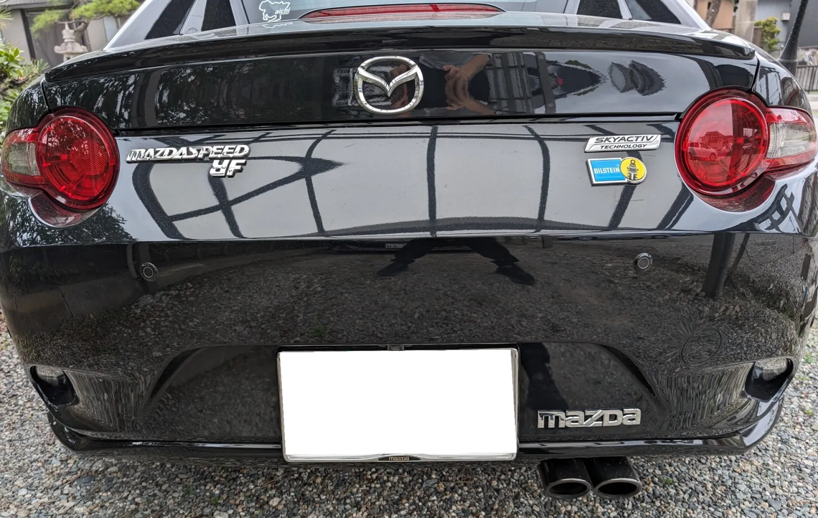 ☆　マツダ純正のMAZDAエンブレムは、リアに。