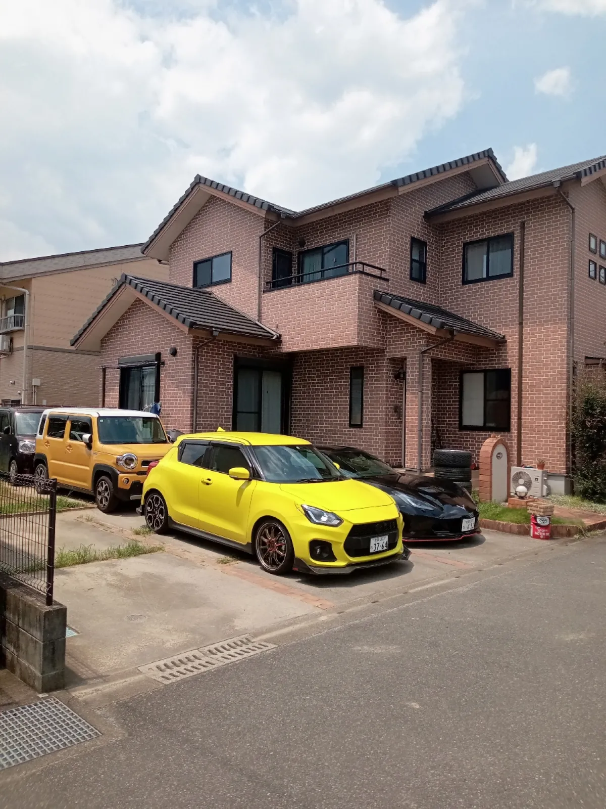 無事帰宅です✌️
今日もいろいろ発見があって、愛車とのドライブ楽しかったです。

ドライブの季節ですね皆さんも安全運転で楽しんで下さいね👋