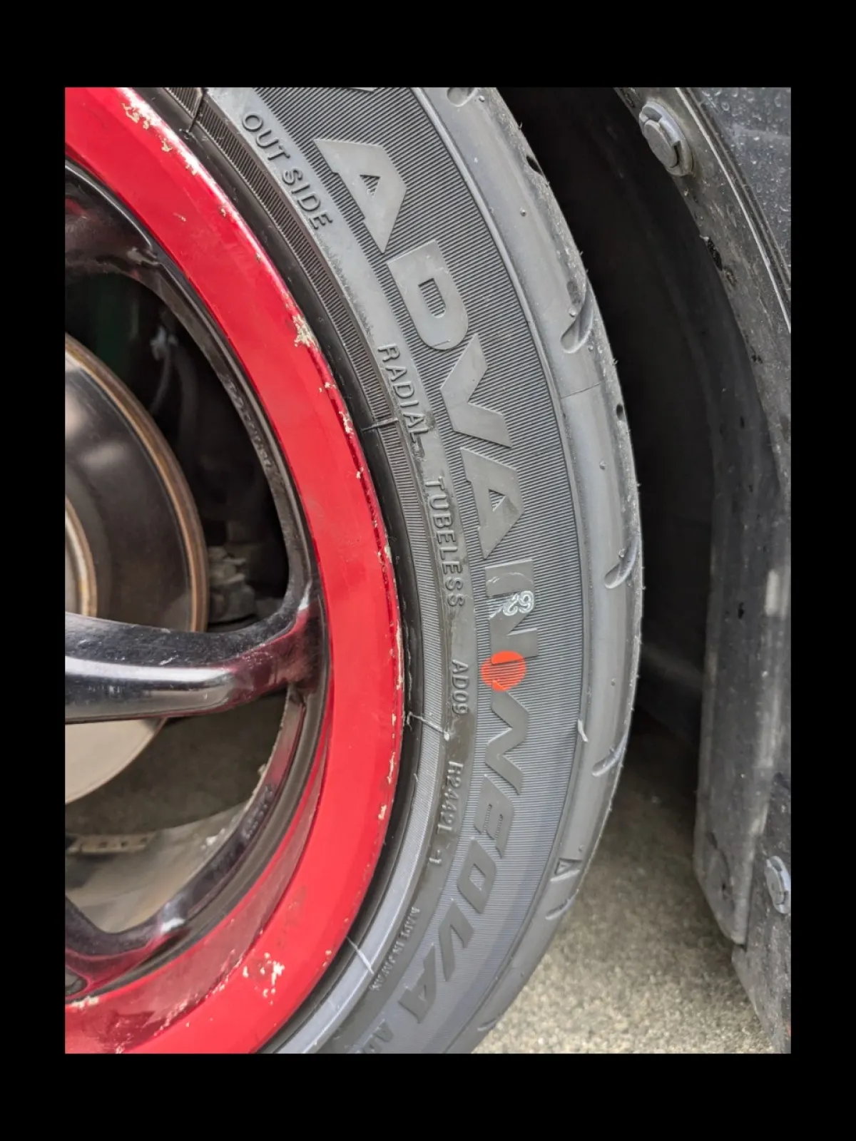 トレッド200  サイズは165/55R15