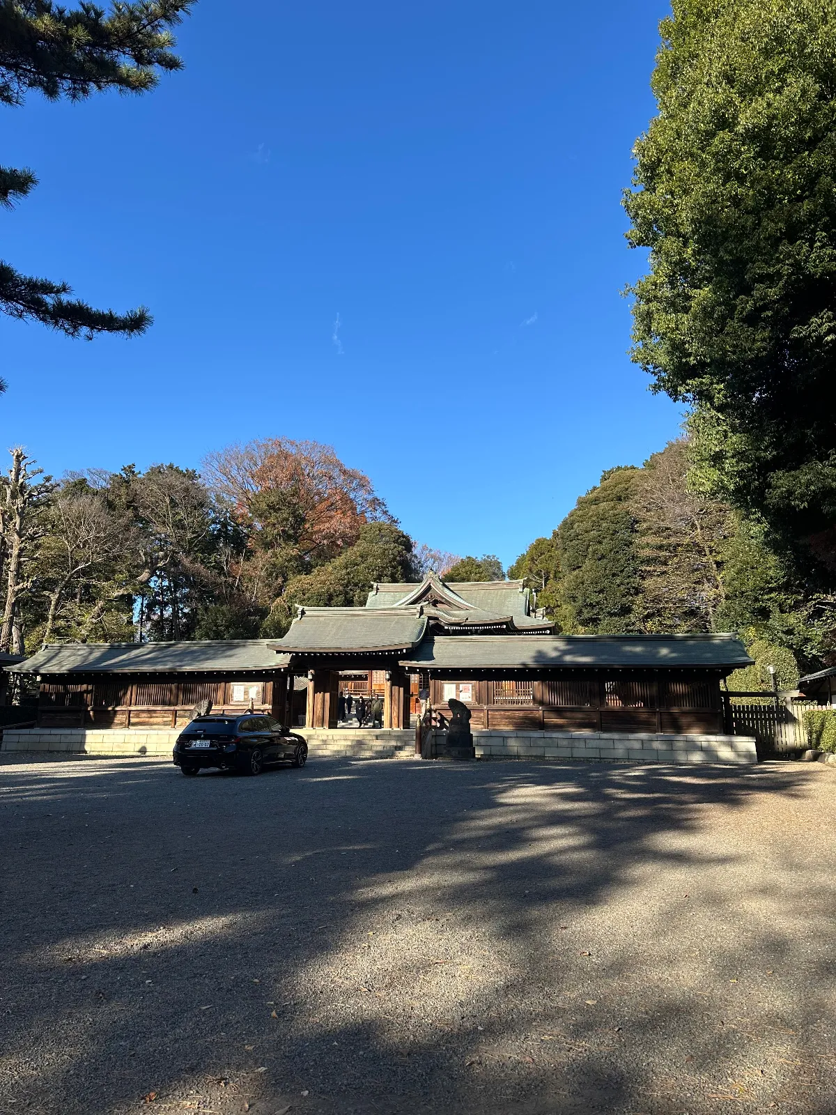 子供の七五三もここでやりました。平日来ると閑散としていますね。