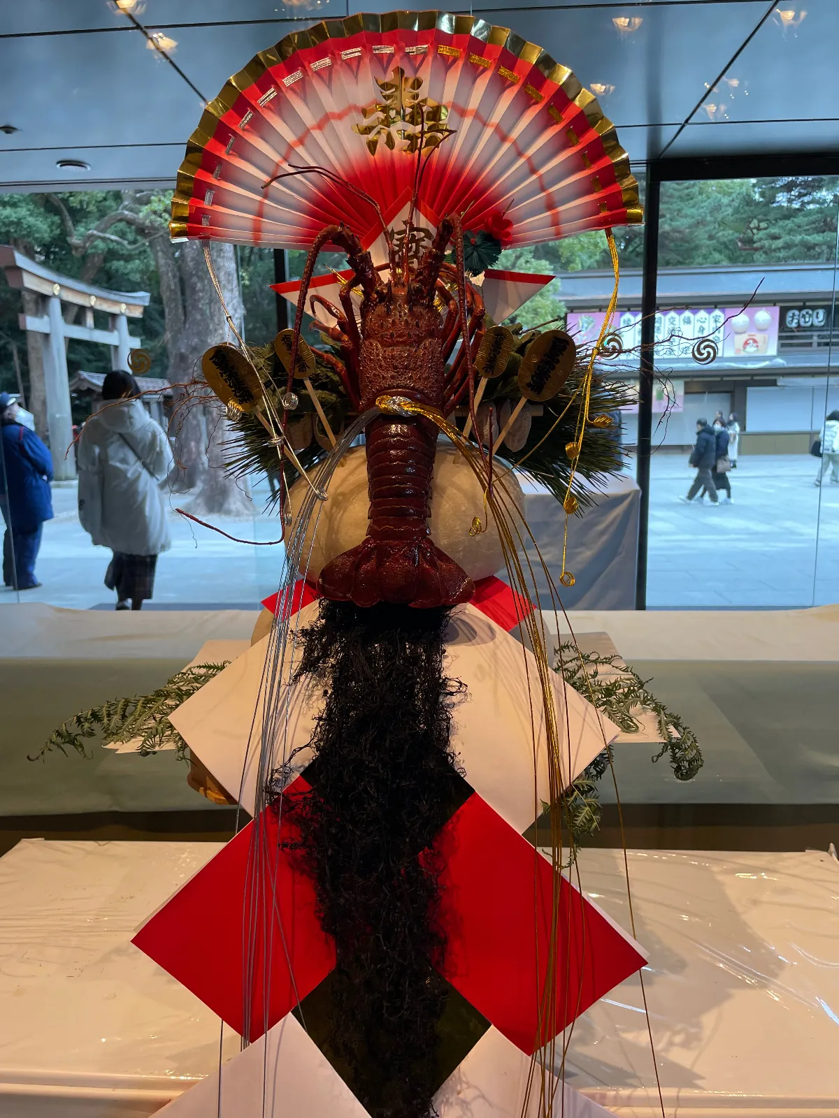 ご祈祷してもらいました。
ひさびさの正座30分間を何とか乗り切り無事終了

厳かな雰囲気の中でのご祈祷に、心がスッキリしたように感じます。