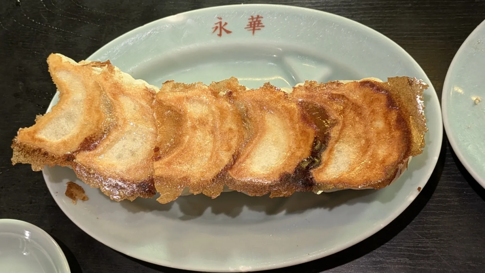 巨大ギョーザ