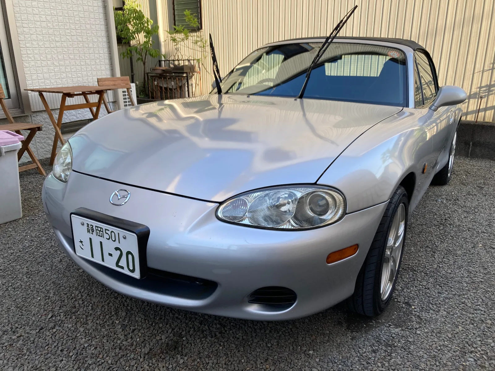 今日はここまで。
連休入りのロードスターの洗車と一年法定点検したが、予想したオイル滲みの負担がわかったので、対応して行く方向で考えます。

ではまた。