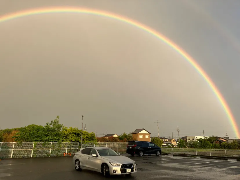 Ｖ37 スカイライン　すごい虹🌈