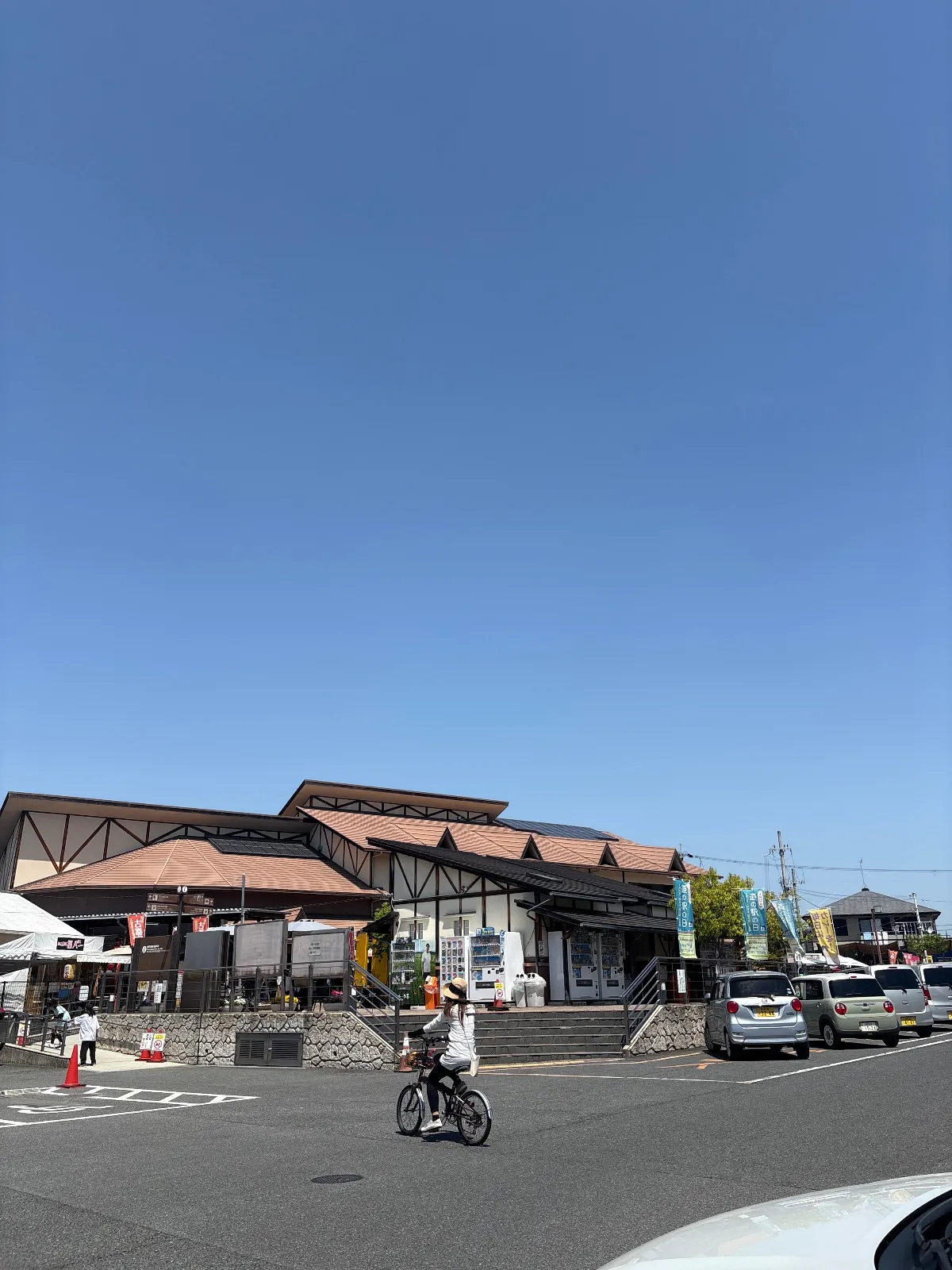 出店も多く楽しいところです