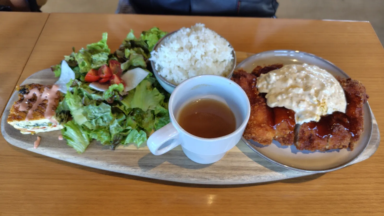 ジャンボチキンカツ南蛮