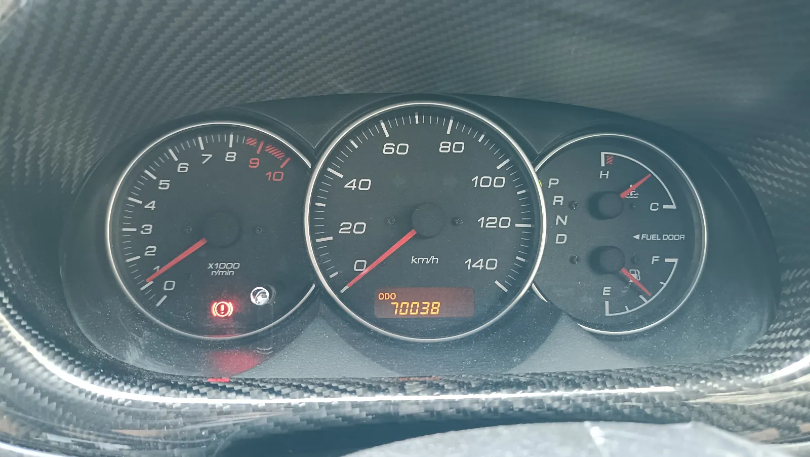 やっと70000㎞突破です
年間5000㎞位しか走らないので100000㎞までもう少しかかるな～