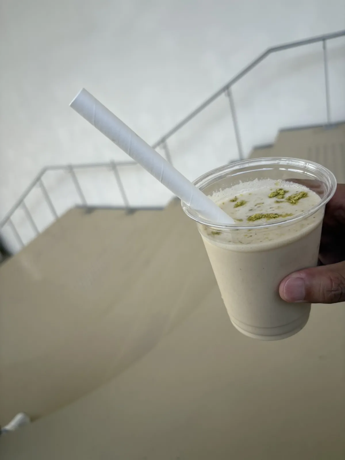 バターピスタチオスムージー？やったかな？
独特な外国のお味でした。