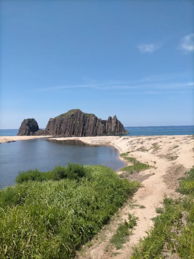 立岩