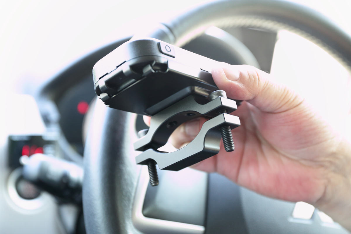 愛車の防犯、その一歩！ リーズナブルで取り付けも簡単！【用品考課