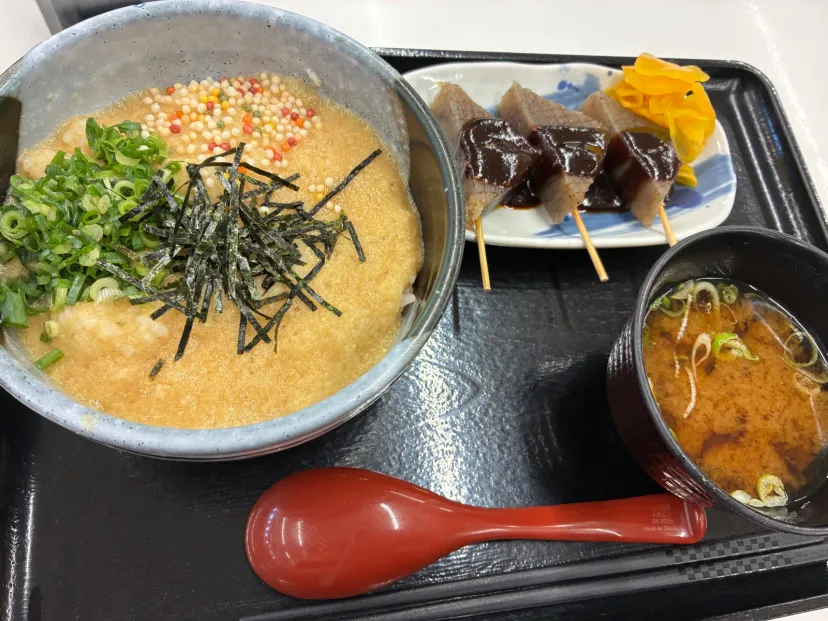 とろろご飯