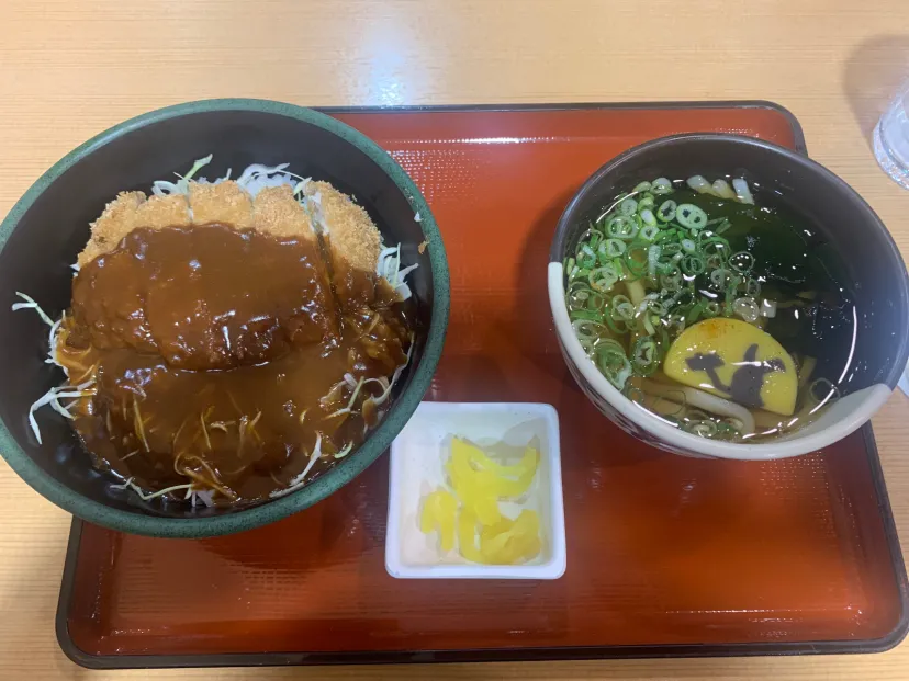 デミカツ丼さぬきセット