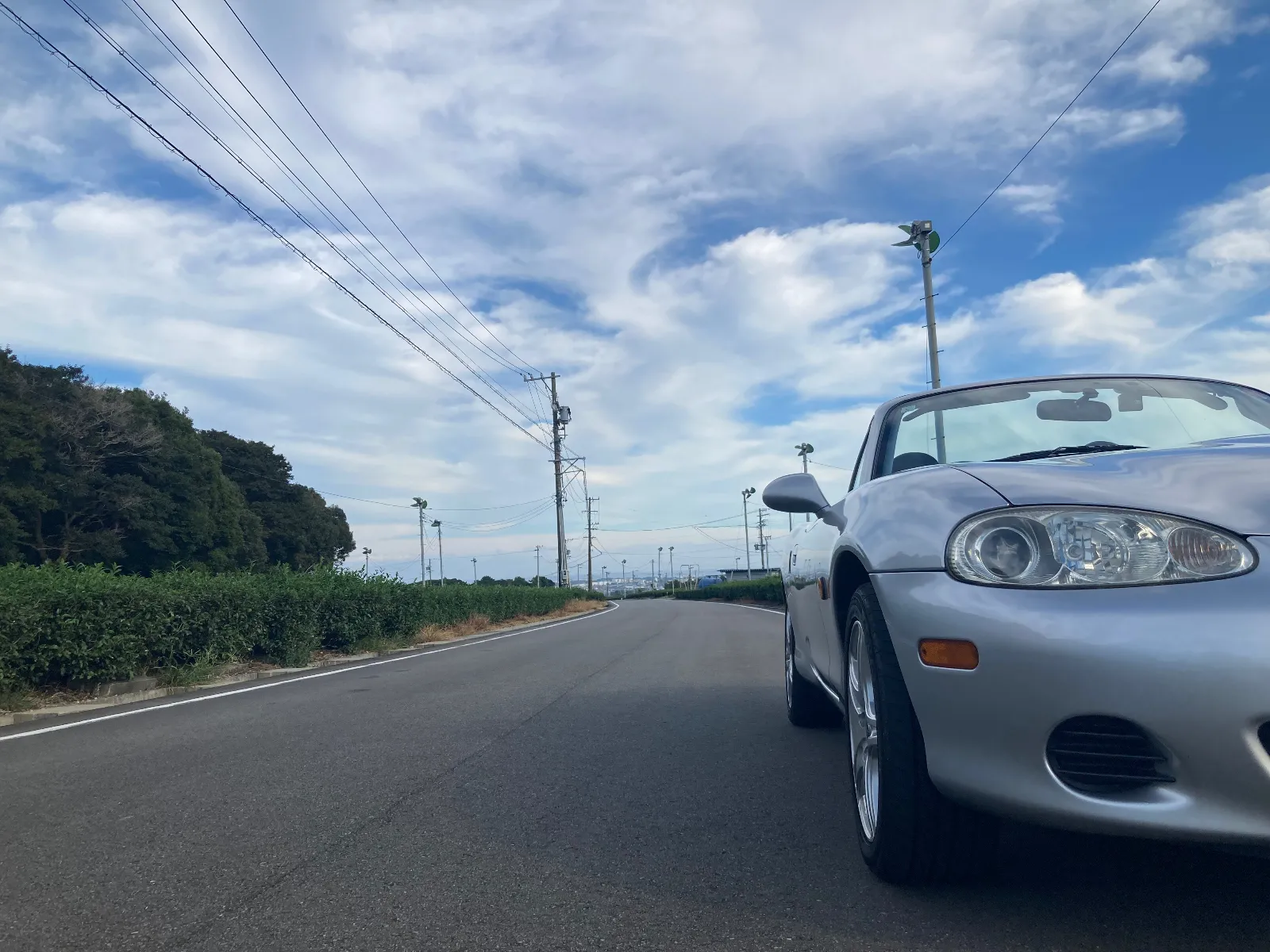 ２０年の月日がこのNBに流れました。
人に近い部分がふんだんです。人くさいです。
ロードスターの目指している部分がそこにあるから、世界中から愛されているのだろうと感じています。

NBの魅力はまだまだあります。

今日はここまで。
ではまた。