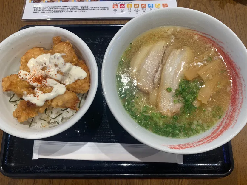 別府湾潮ラーメン とり天南蛮丼