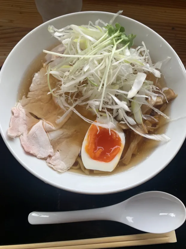 冷たいラーメン