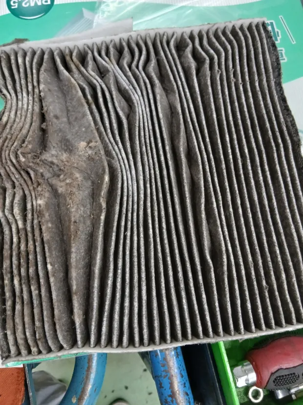 ｴｱｺﾝﾌｨﾙﾀｰ交換